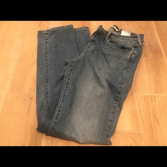 Levi's and Lee's Size 6 Jeans Bundle - Picture 5 of 8